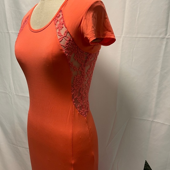 Maxi dress - Picture 3 of 7